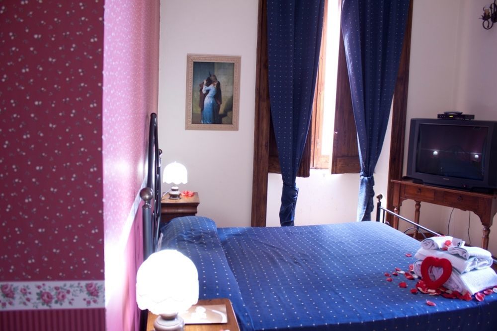 Hotel Ristorante Novecento Касерта Екстериор снимка