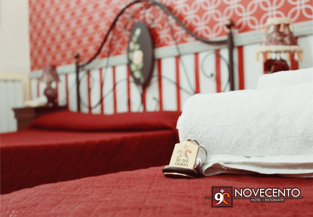 Hotel Ristorante Novecento Касерта Екстериор снимка